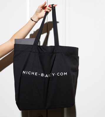 NICHE BEAUTY Niche BeautyTote Bag