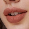 lisa eldridge VELVETEEN LIQUID LIP COLOUR الشؤون الخارجية